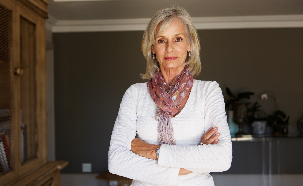 Menopausia y digestión: por qué te sientes más hinchada y cómo evitarlo